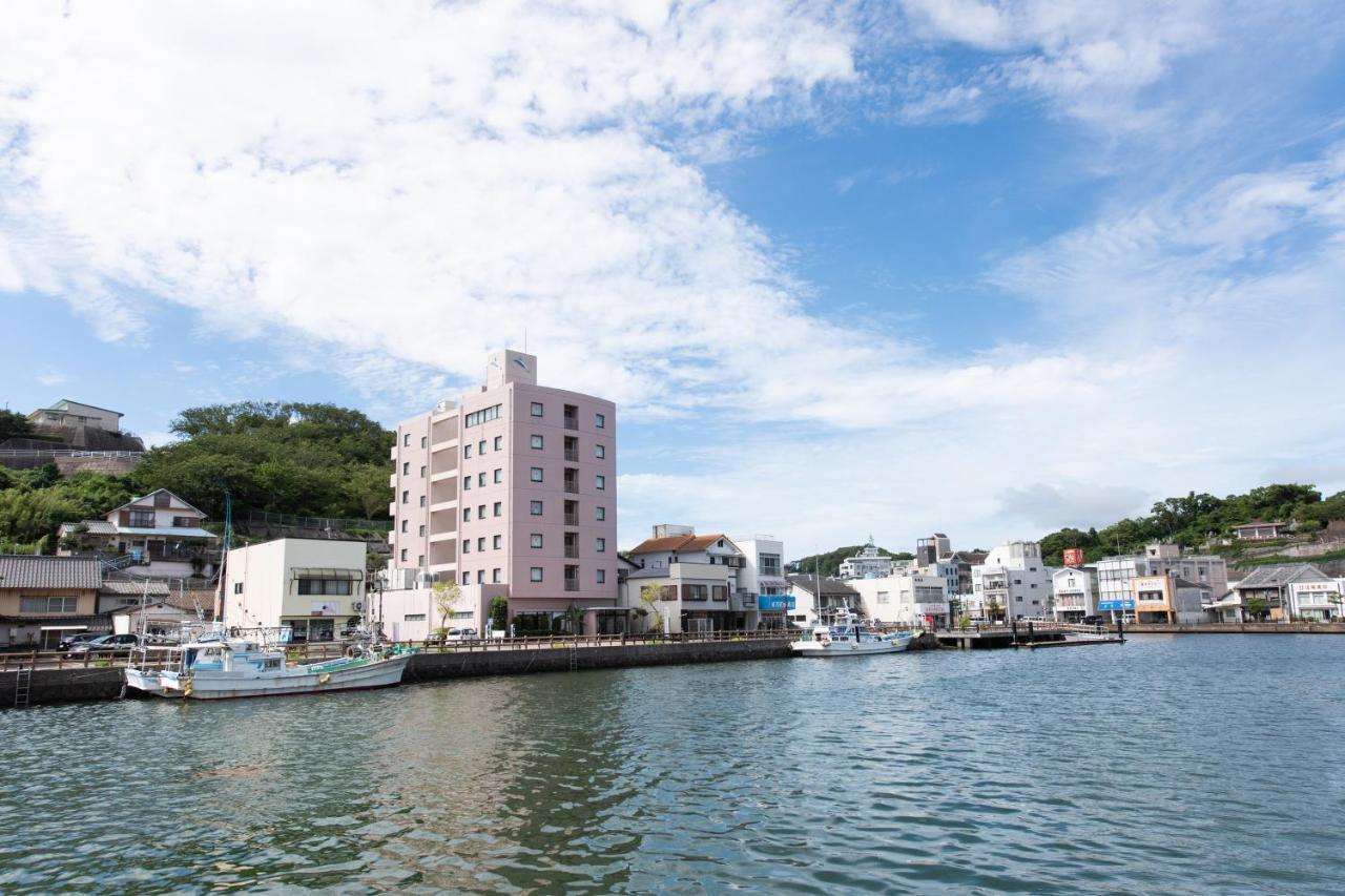 Iki Marina Hotel Exterior photo
